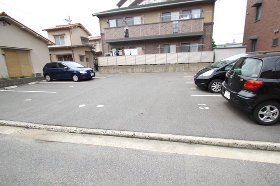 フィオレンテ B棟