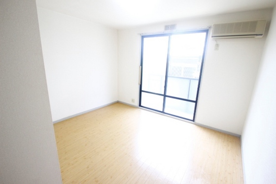 メゾンメイプル