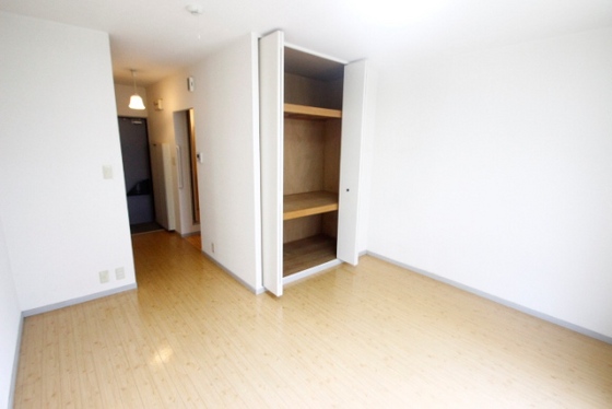 メゾンメイプル