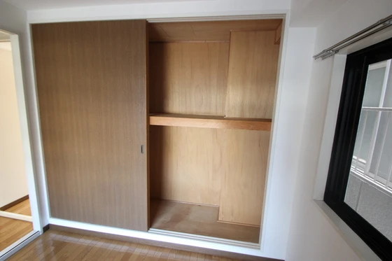 ブラウンハウス