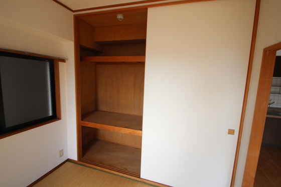 ブラウンハウス