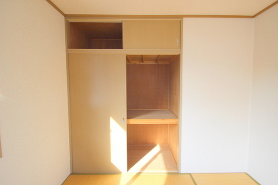 ウインディア西山本