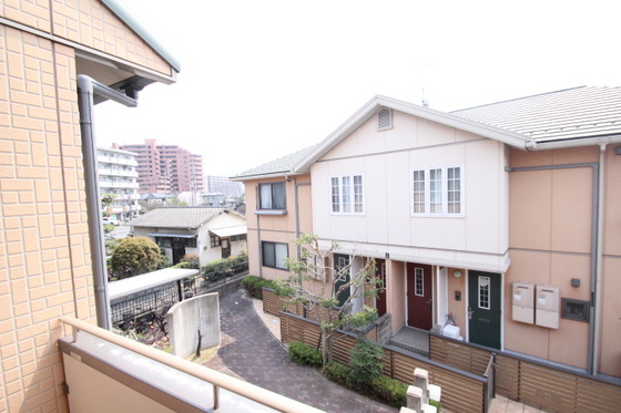 フィオレンテ D棟