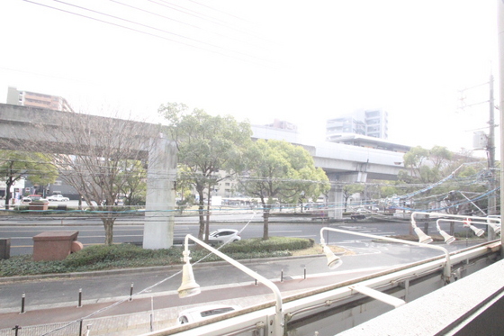 グラビスコート西原