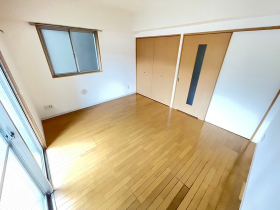 グラビスコート西原