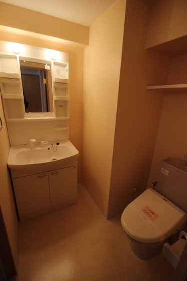 グラビスコート西原