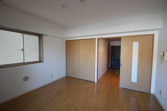 グラビスコート西原