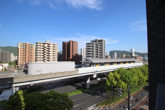 グラビスコート西原
