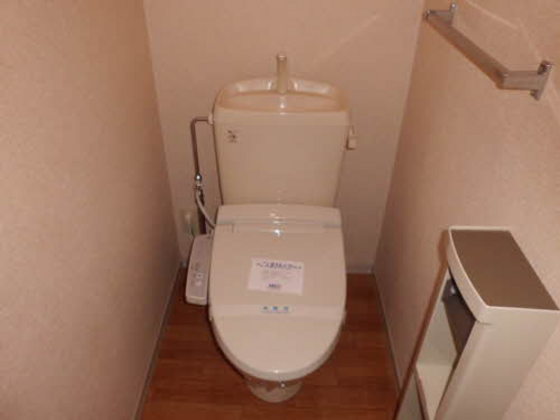 フレサリア A棟