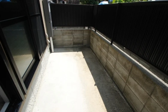 フレサリア A棟