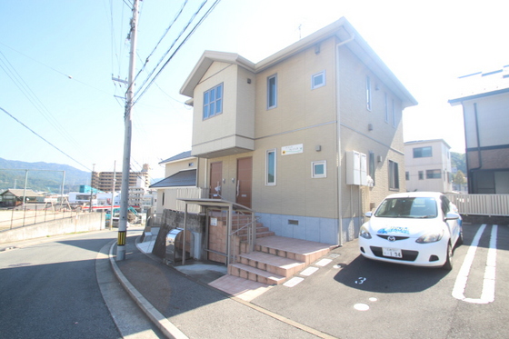 グランド ソレイユ B棟