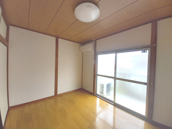 メゾンヨシザキ