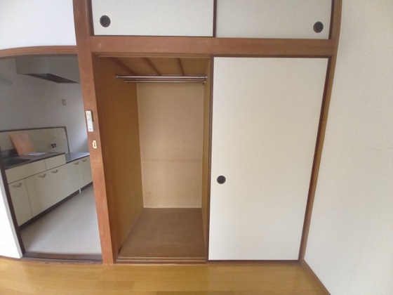 メゾンヨシザキ