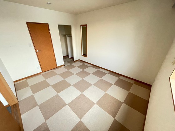 レオネクストグリーンコート住岡