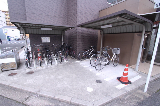 ドルチェ広島駅北口