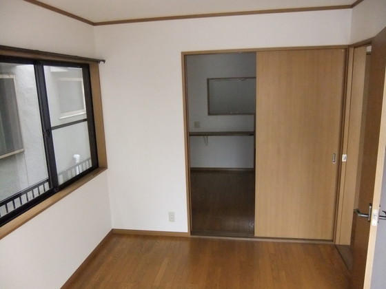 レジデンス川本A棟