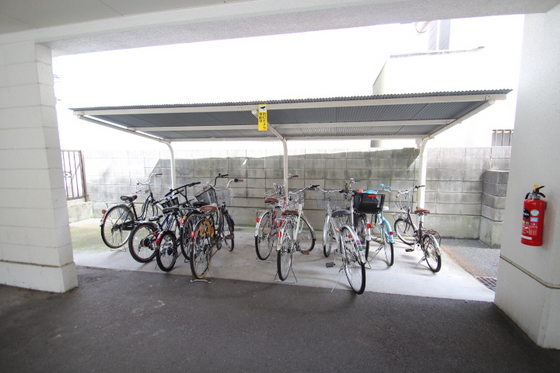 本町マンション