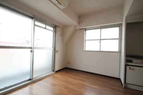 第8田中興産ビル