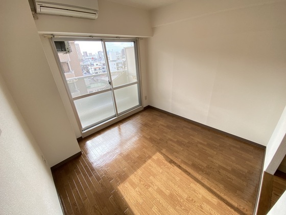 レジデンス東観音