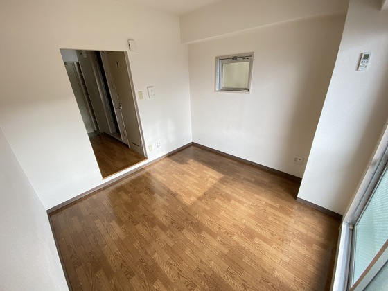 レジデンス東観音