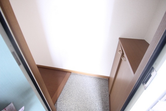 エクレール岡本