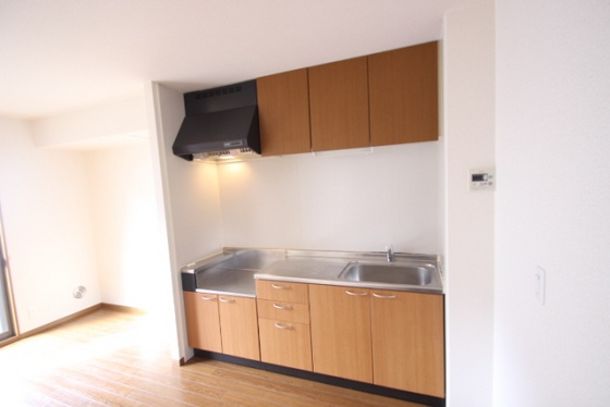 エクレール岡本