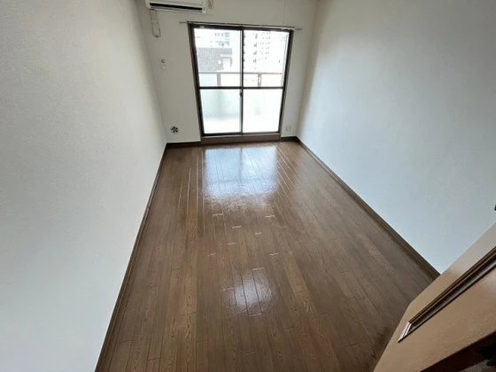 エミネンスオクダ