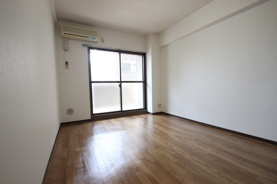 エミネンスオクダ