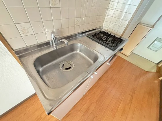 ラフィネ牛田本町