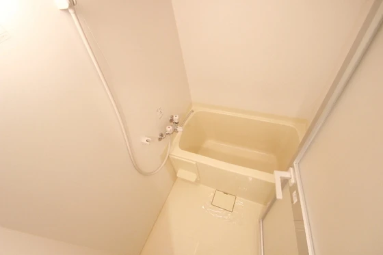 ラフィネ牛田本町