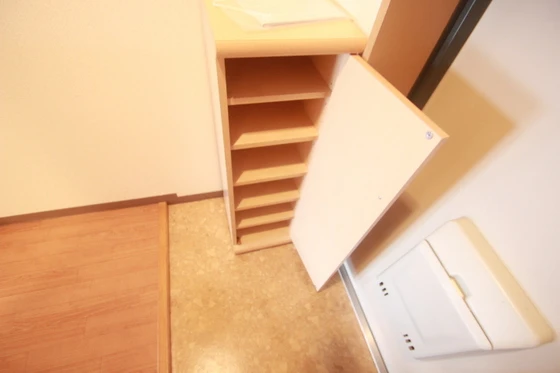 ラフィネ牛田本町