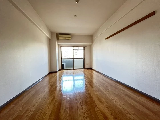 ラフィネ牛田本町