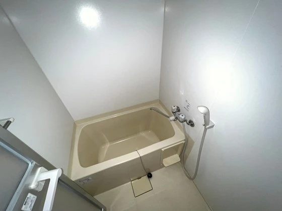 ラフィネ牛田本町