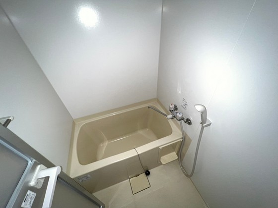 ラフィネ牛田本町