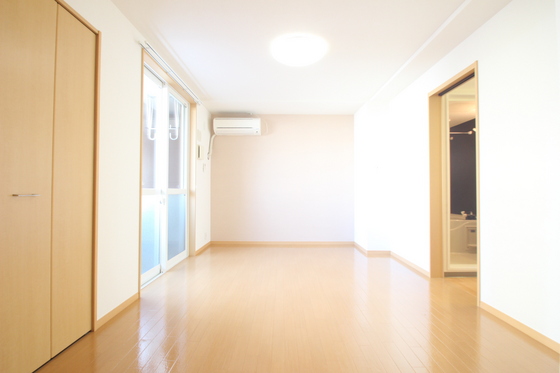 メゾンコンフォース