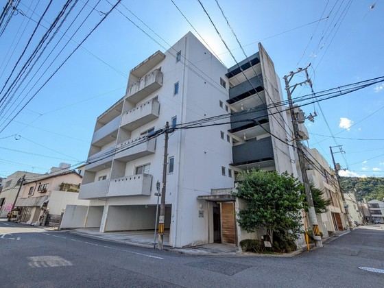 トゥレスエストレア