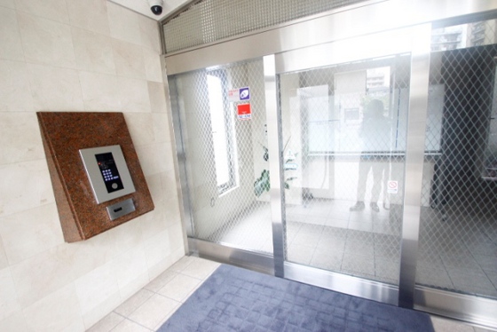 カームレスト・R