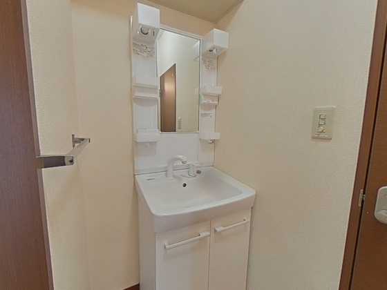 アヴァンティ東本浦