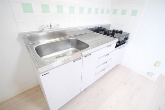 フォブール八木C棟