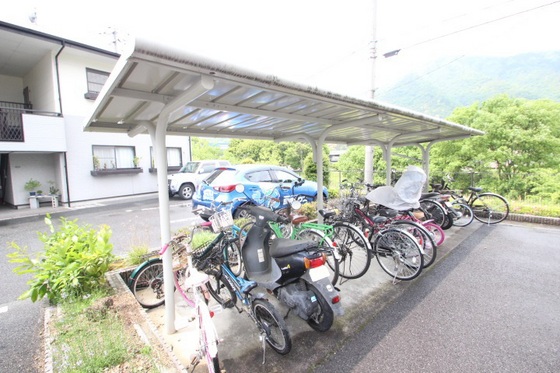 フォブール八木C棟