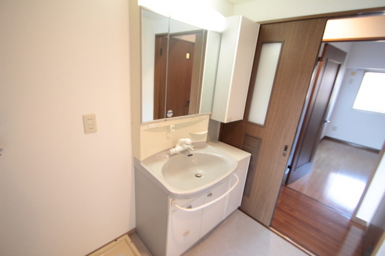 ホウセイヒルズ