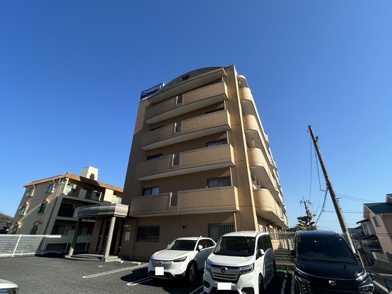 ホウセイヒルズ