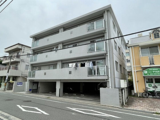 ニューメゾン古江