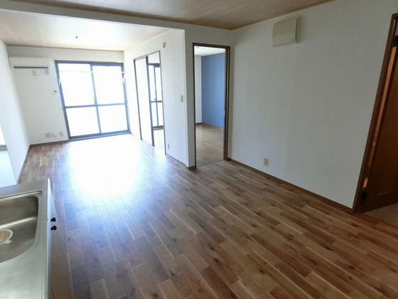 セジュール安東