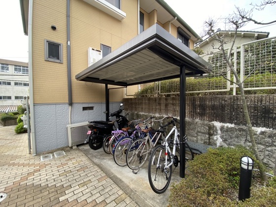 グランバリエ己斐 B棟