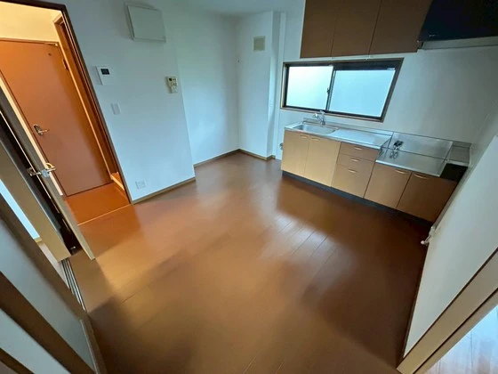 リアルエステート東原 C棟