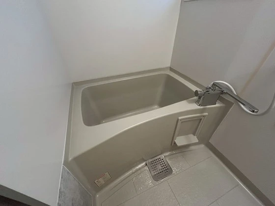 リアルエステート東原 C棟