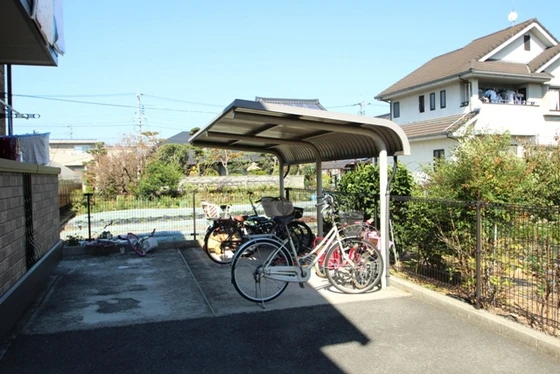 リアルエステート東原 C棟