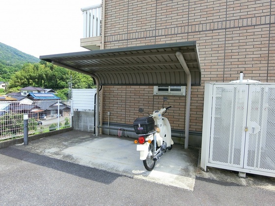 グランモア西本