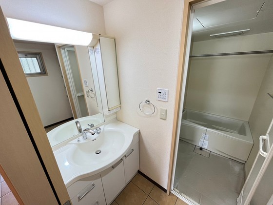 スカイアヴェニュー